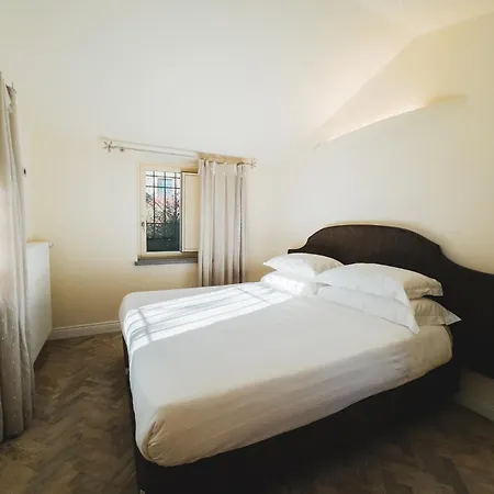 Dorotea - Teloni Villa Porano